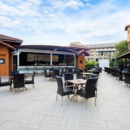 Villa Side Hotel
